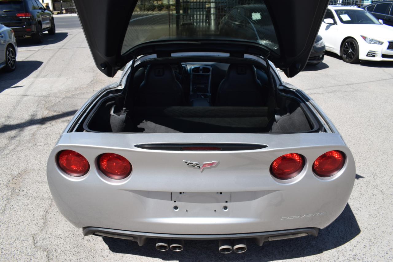 Chevrolet Corvette Coupe 2005