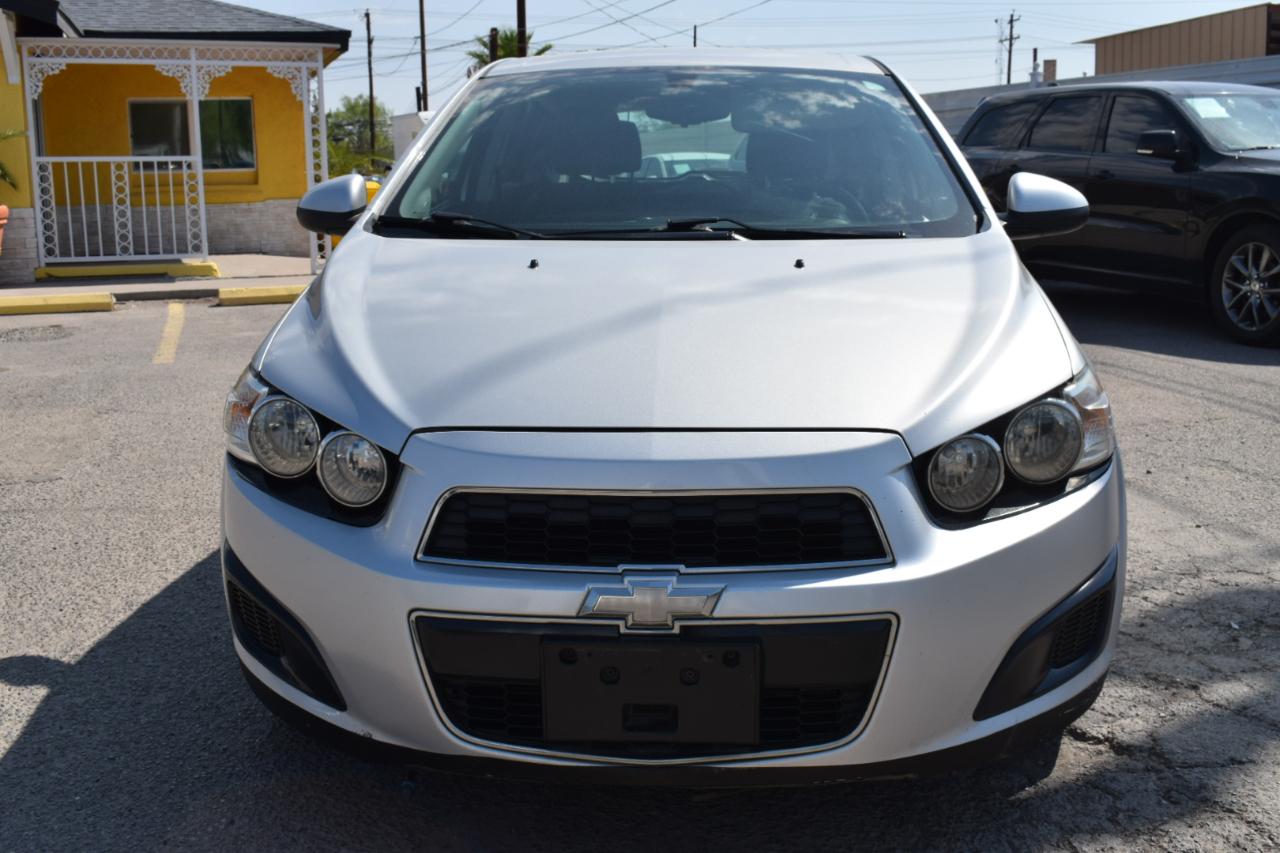 Chevrolet Sonic LT Auto 5-Door 2015