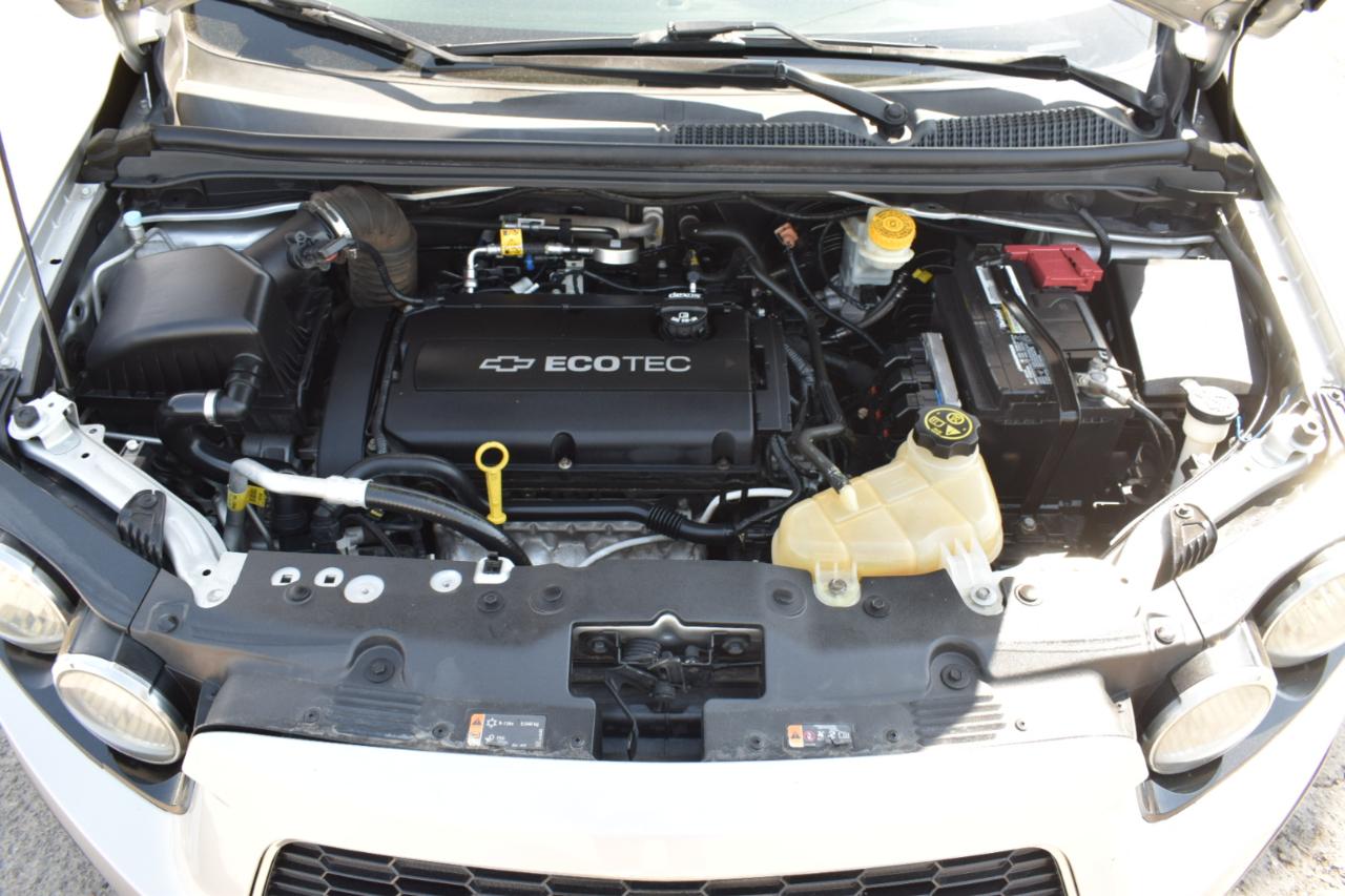 Chevrolet Sonic LT Auto 5-Door 2015