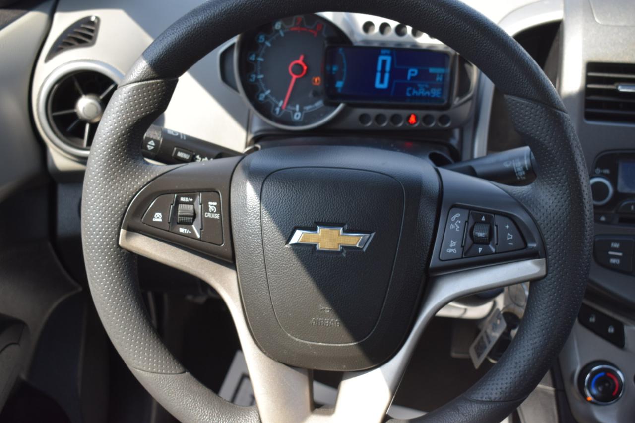 Chevrolet Sonic LT Auto 5-Door 2015
