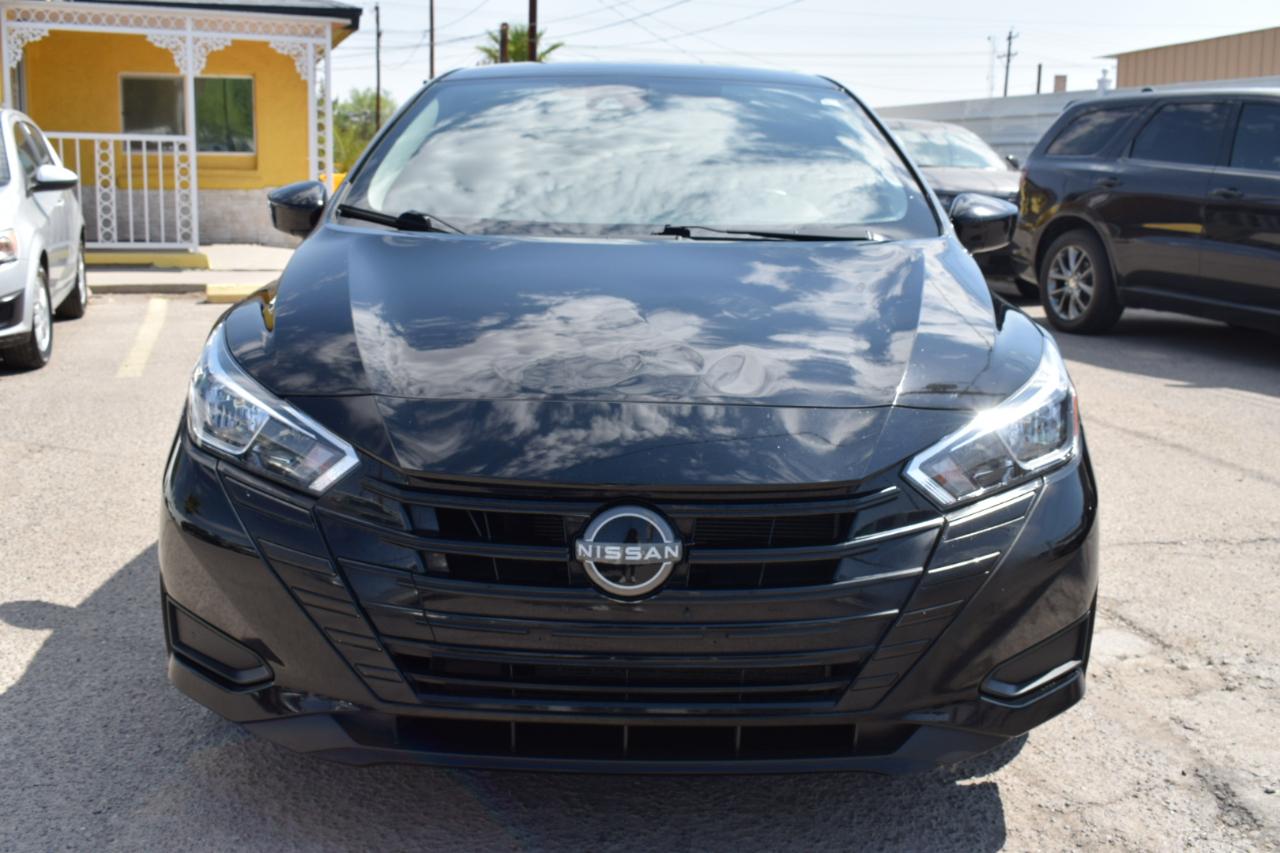 Nissan Versa SV 2023