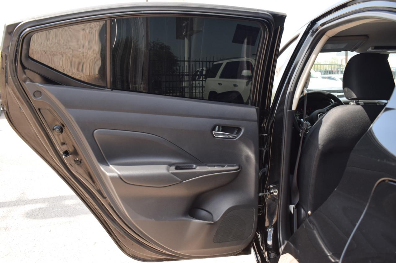 Nissan Versa SV 2023