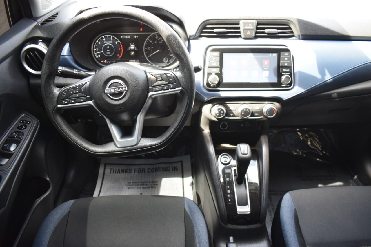 Nissan Versa SV 2023