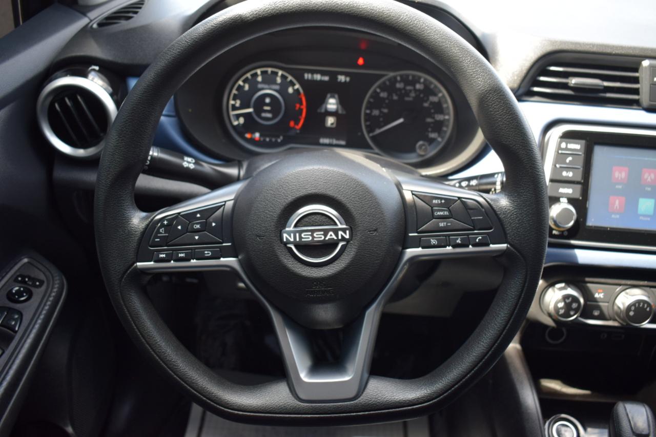 Nissan Versa SV 2023