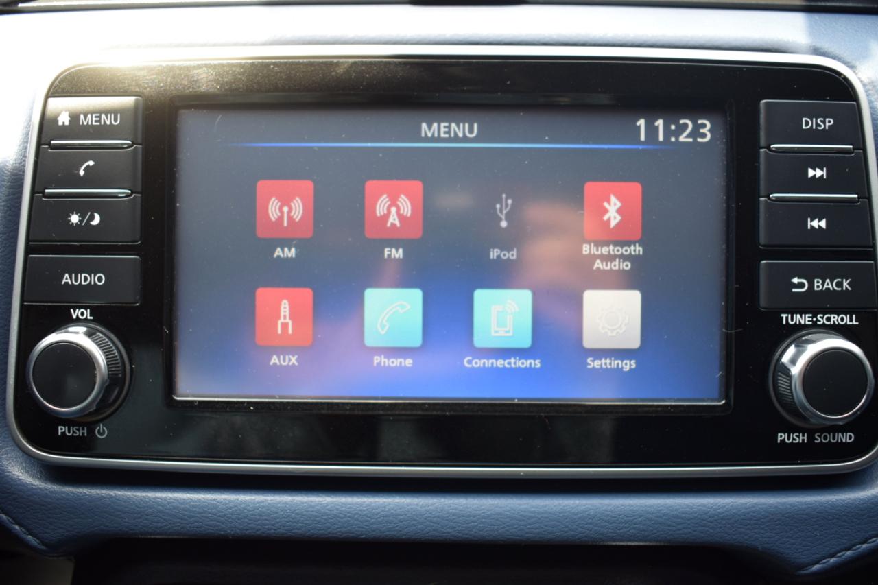 Nissan Versa SV 2023