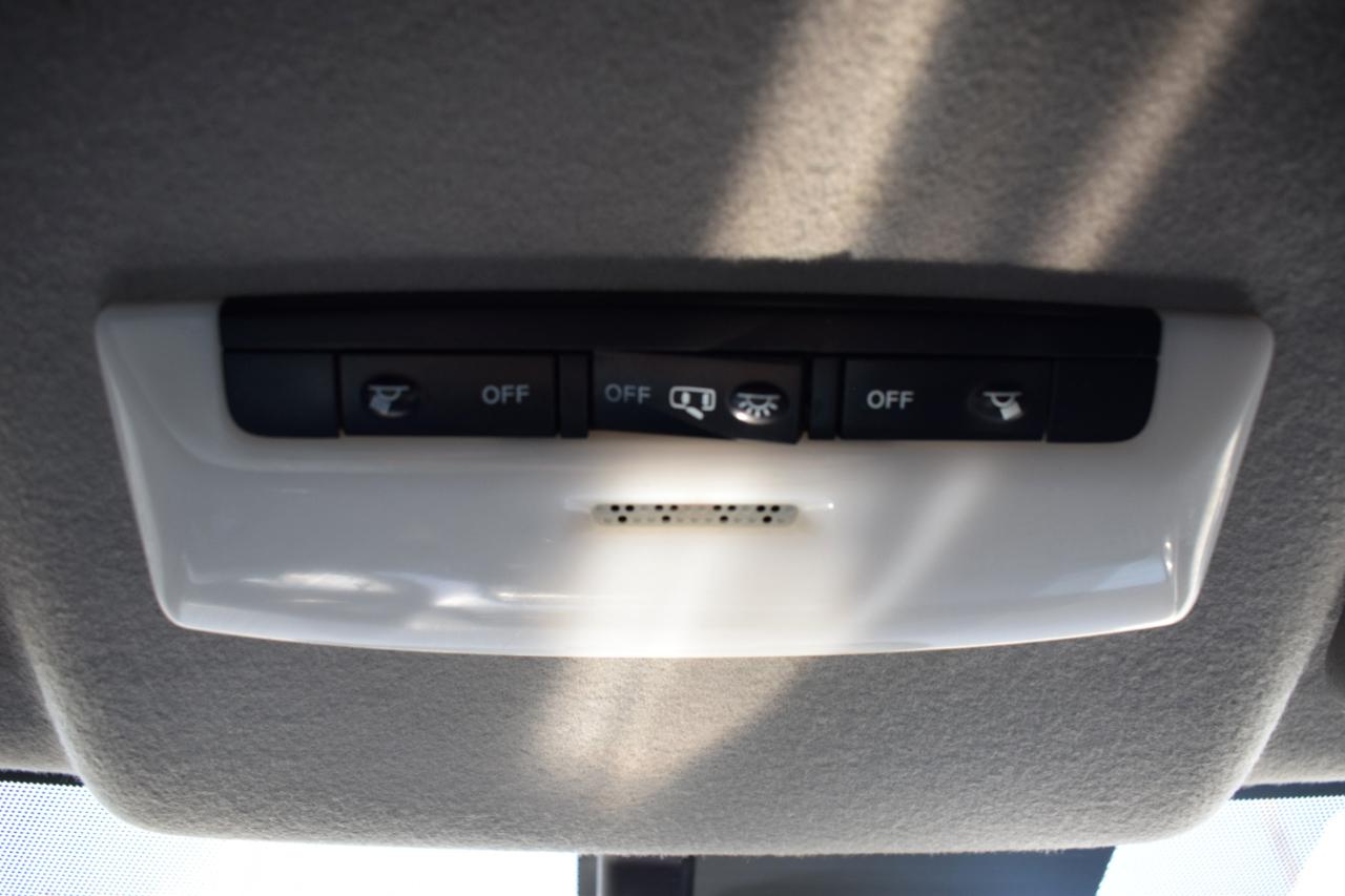 Nissan Versa SV 2023
