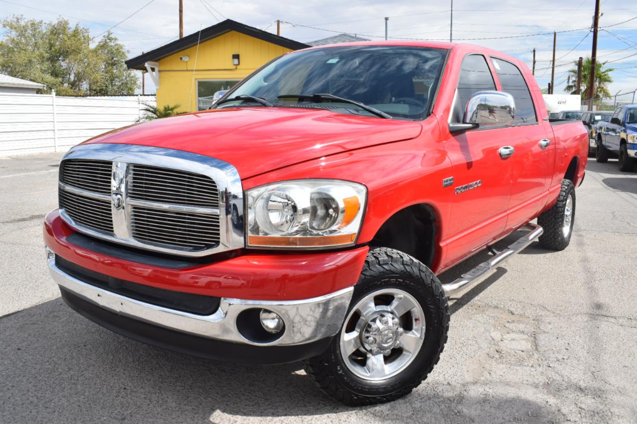 Dodge Ram 1500 SLT Mega Cab 4WD 2006