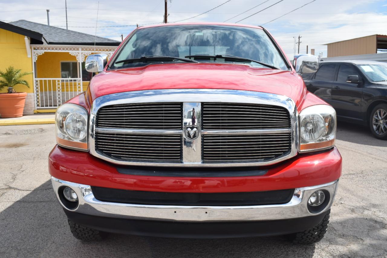 Dodge Ram 1500 SLT Mega Cab 4WD 2006