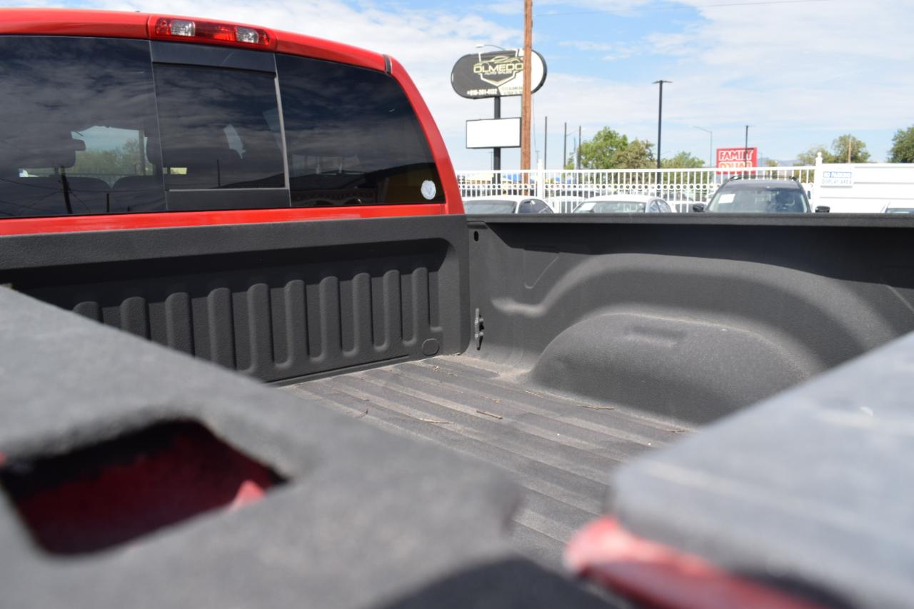 Dodge Ram 1500 SLT Mega Cab 4WD 2006