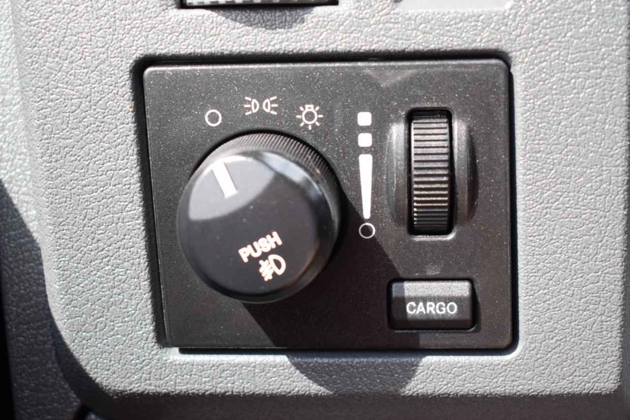 Dodge Ram 1500 SLT Mega Cab 4WD 2006
