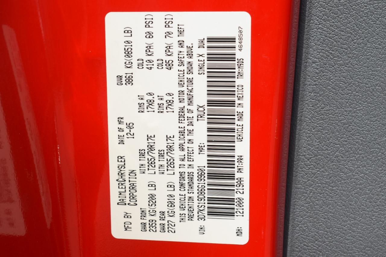Dodge Ram 1500 SLT Mega Cab 4WD 2006