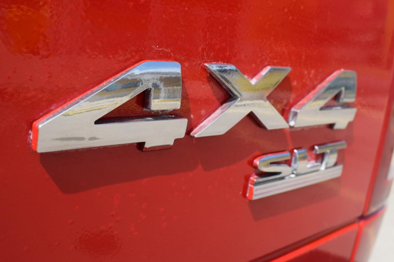 Dodge Ram 1500 SLT Mega Cab 4WD 2006