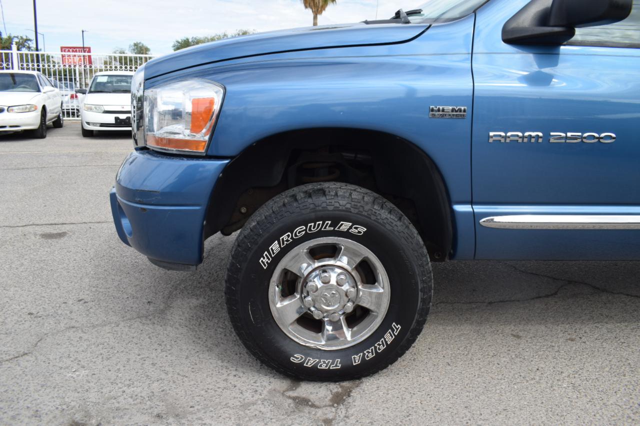 Dodge Ram 2500 Laramie Quad Cab 4WD 2006