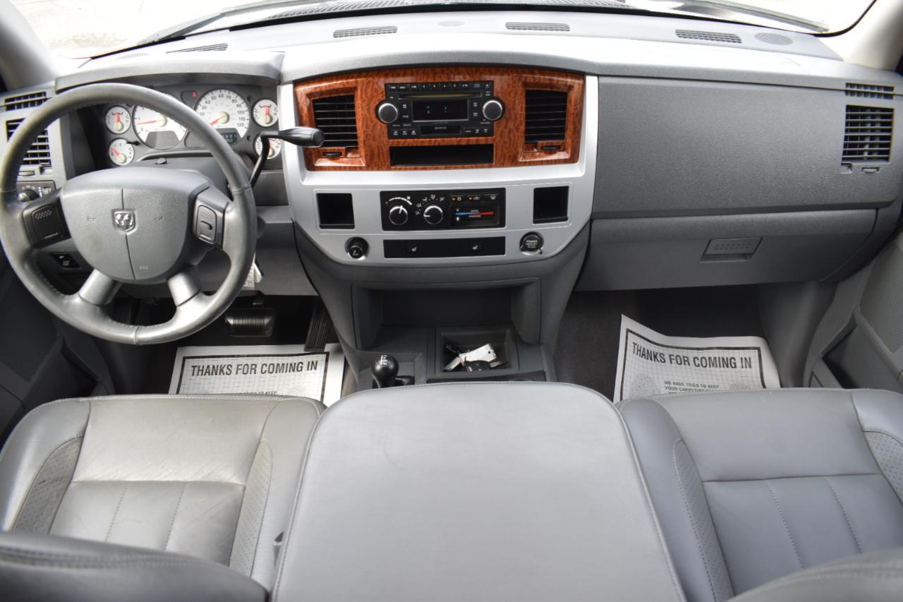Dodge Ram 2500 Laramie Quad Cab 4WD 2006