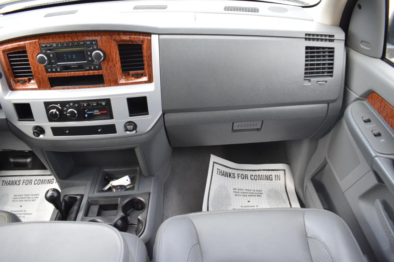 Dodge Ram 2500 Laramie Quad Cab 4WD 2006