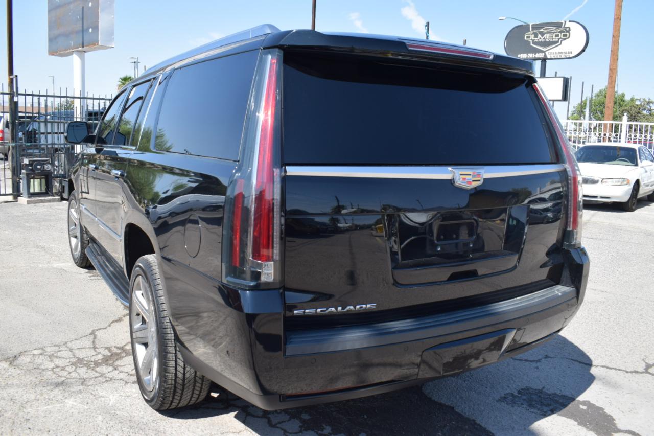 Cadillac Escalade ESV 2WD Standard 2019