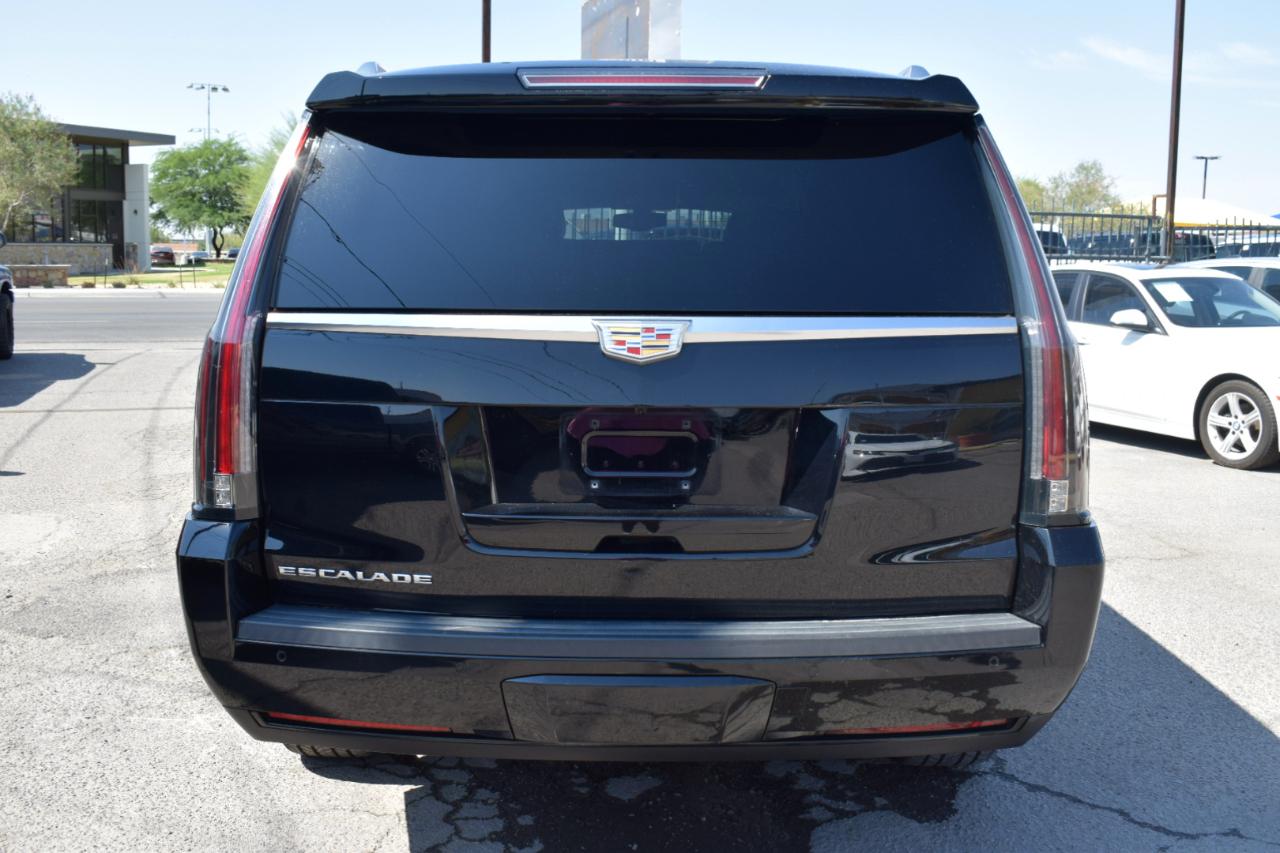 Cadillac Escalade ESV 2WD Standard 2019