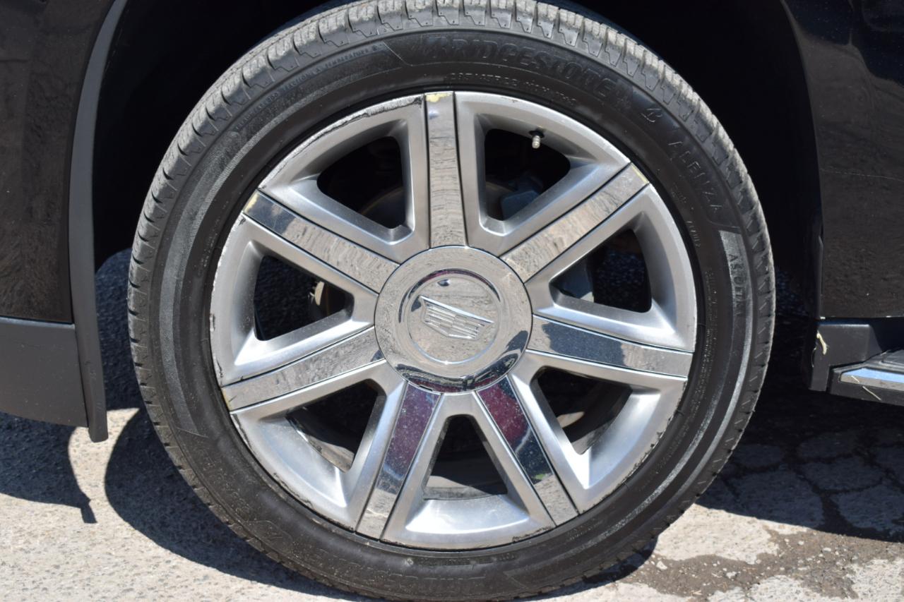 Cadillac Escalade ESV 2WD Standard 2019
