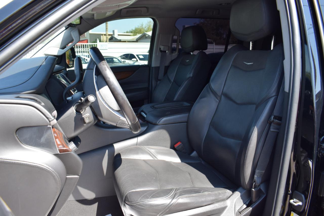 Cadillac Escalade ESV 2WD Standard 2019