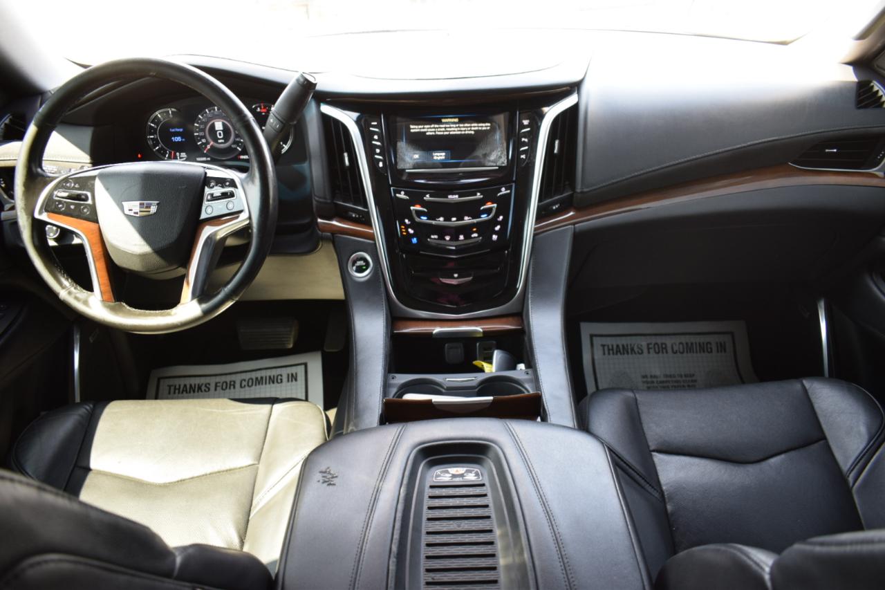 Cadillac Escalade ESV 2WD Standard 2019