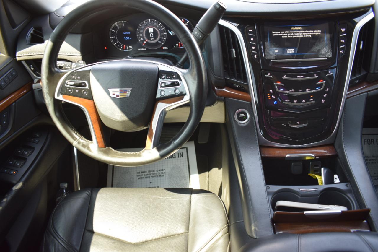 Cadillac Escalade ESV 2WD Standard 2019