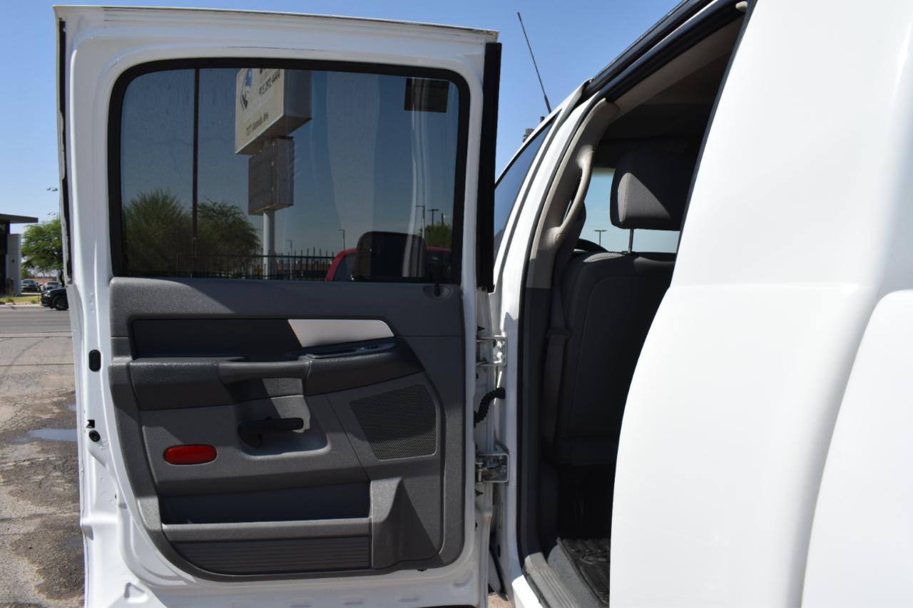 Dodge Ram 2500 SLT Mega Cab 4WD 2008