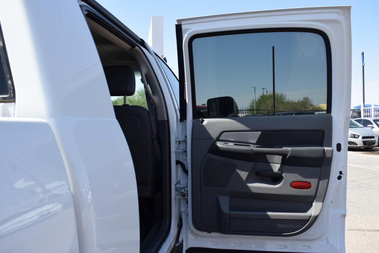 Dodge Ram 2500 SLT Mega Cab 4WD 2008