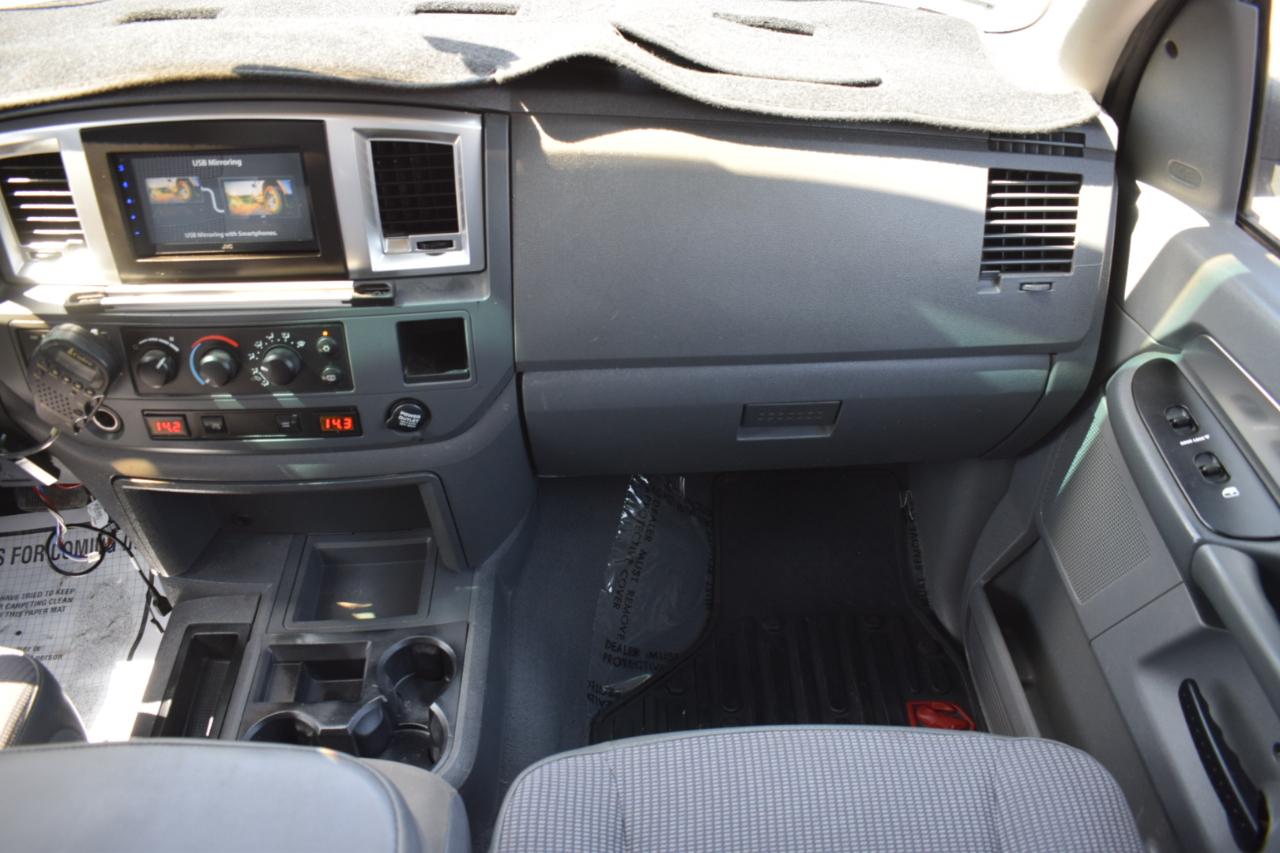 Dodge Ram 2500 SLT Mega Cab 4WD 2008
