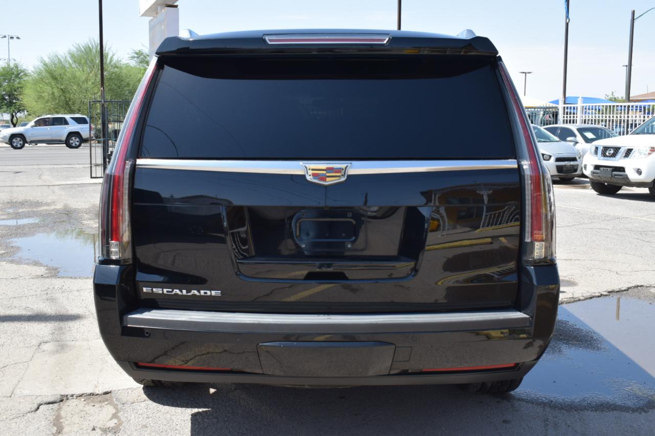Cadillac Escalade  2017