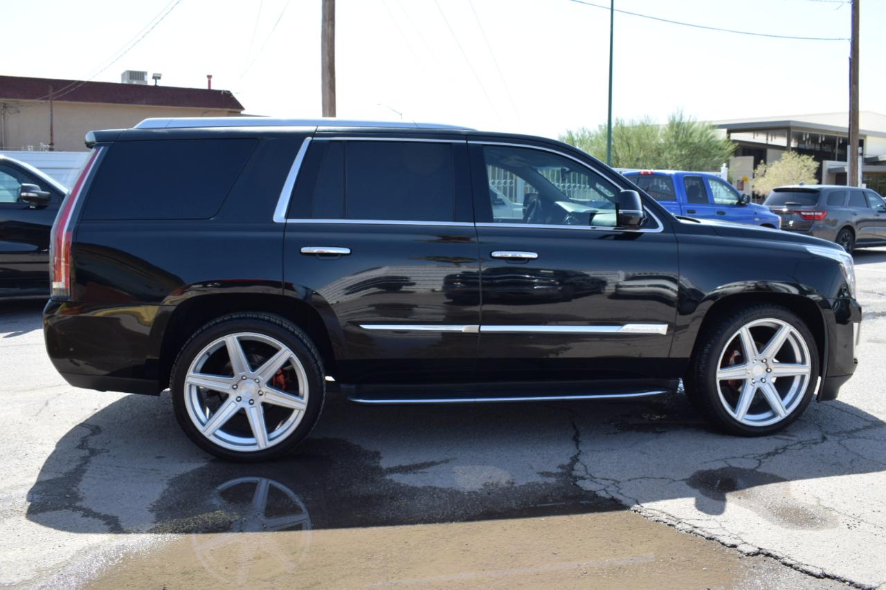 Cadillac Escalade  2017