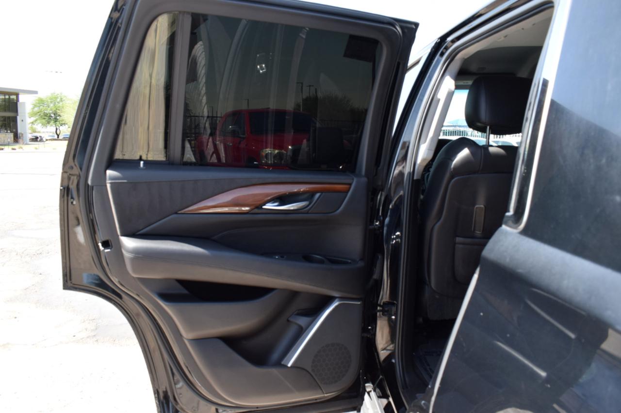 Cadillac Escalade  2017