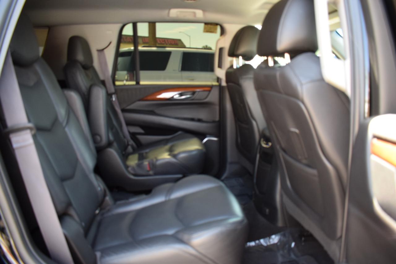 Cadillac Escalade  2017