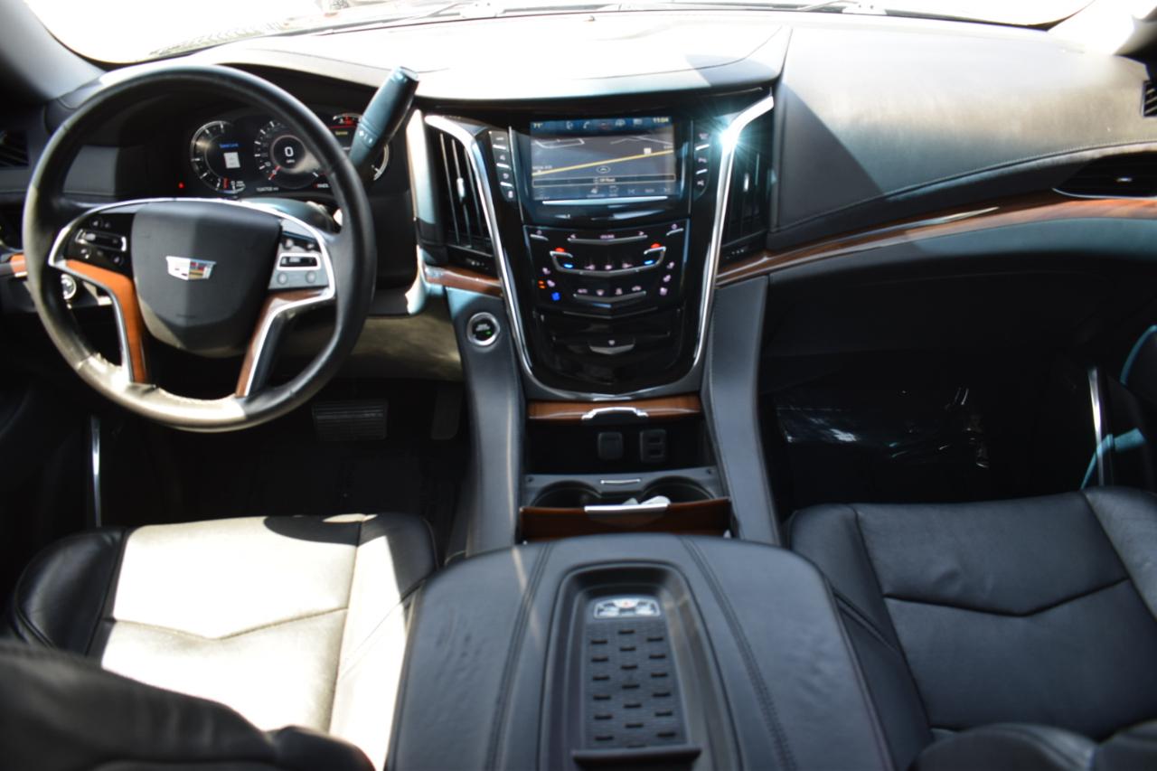 Cadillac Escalade  2017