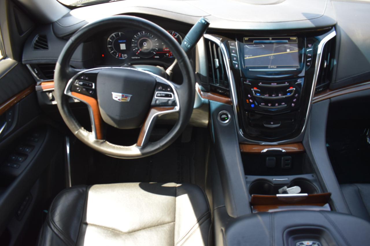 Cadillac Escalade  2017