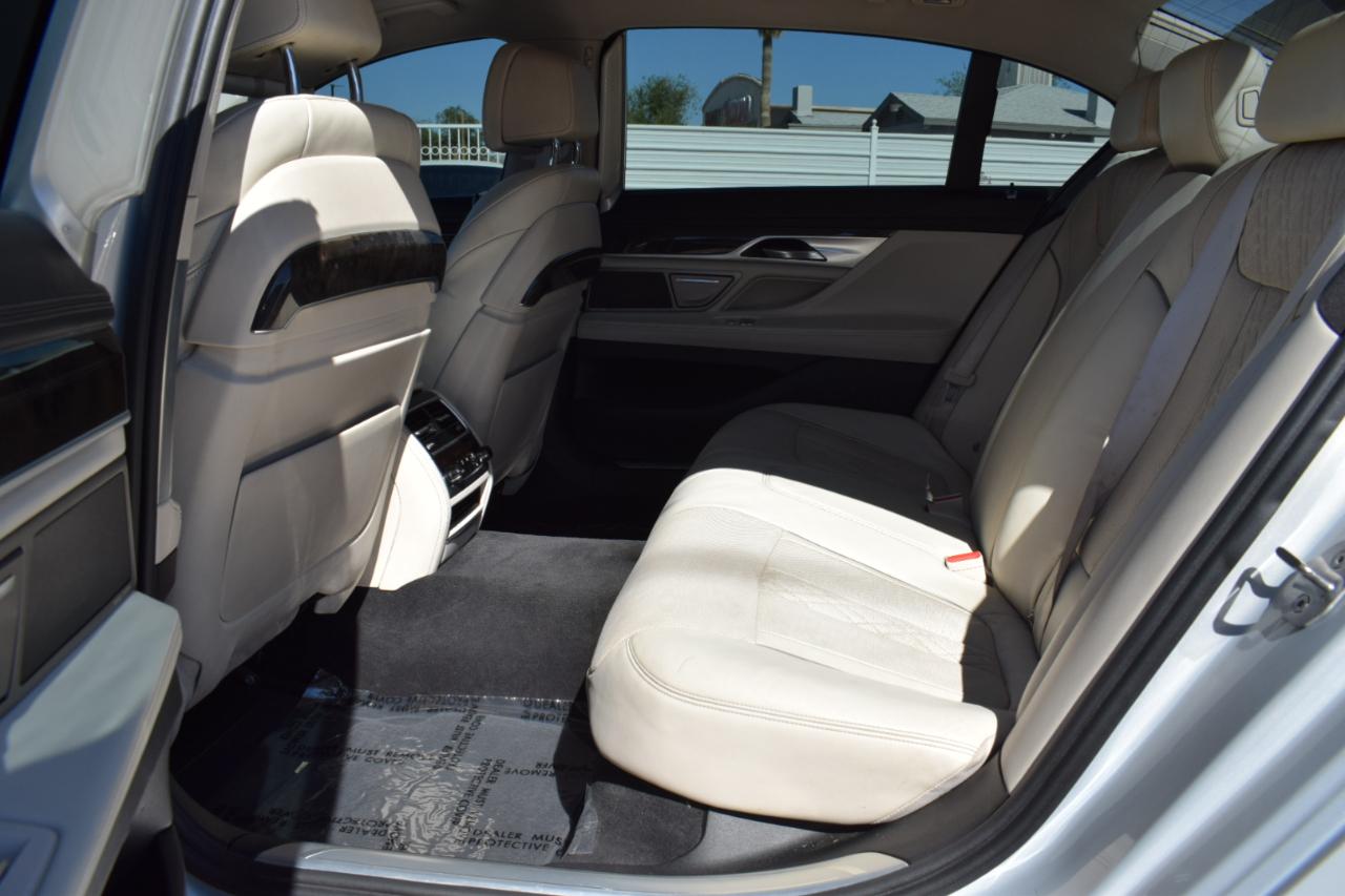 BMW 7-Series 750i xDrive 2017