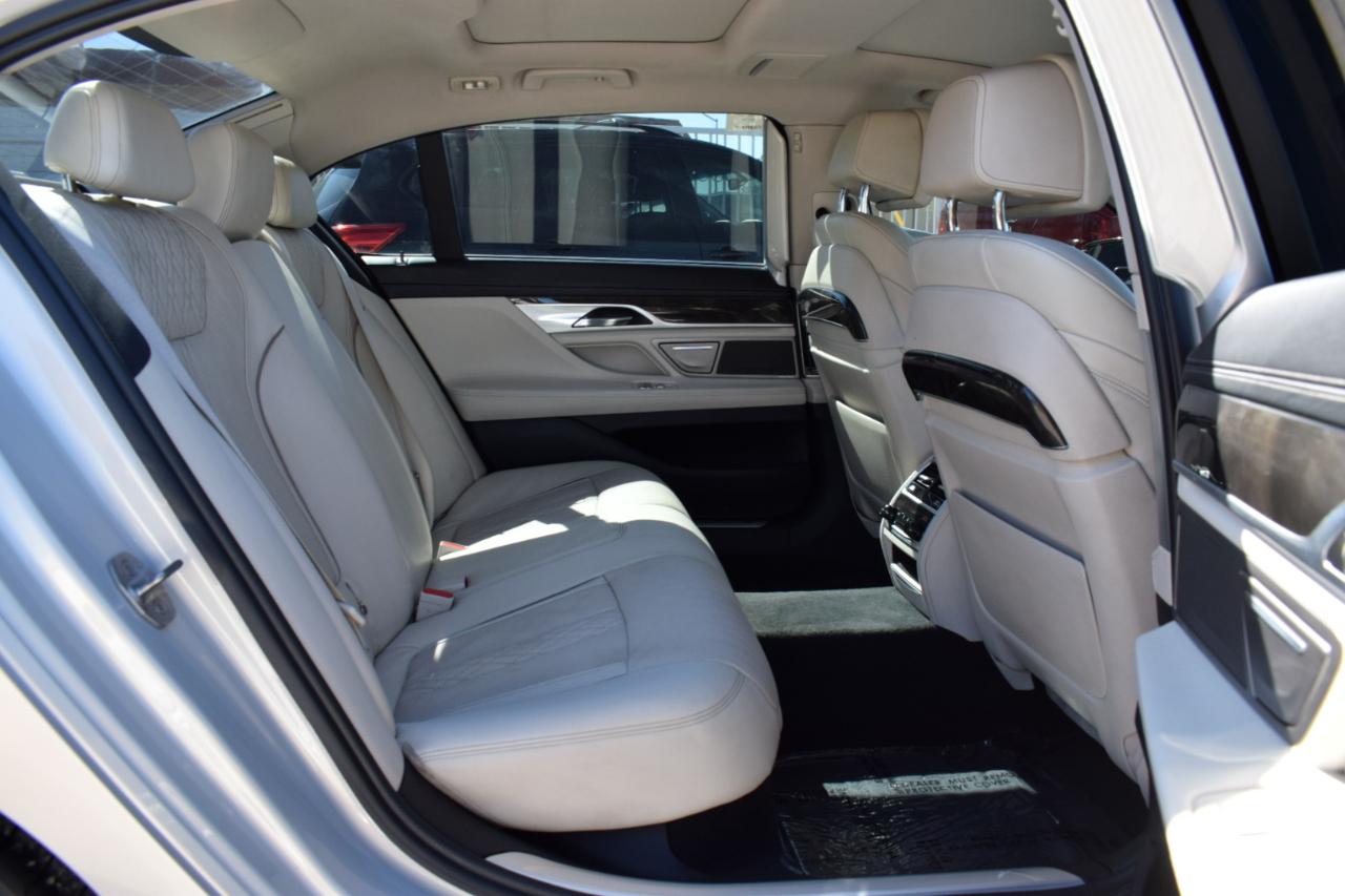 BMW 7-Series 750i xDrive 2017