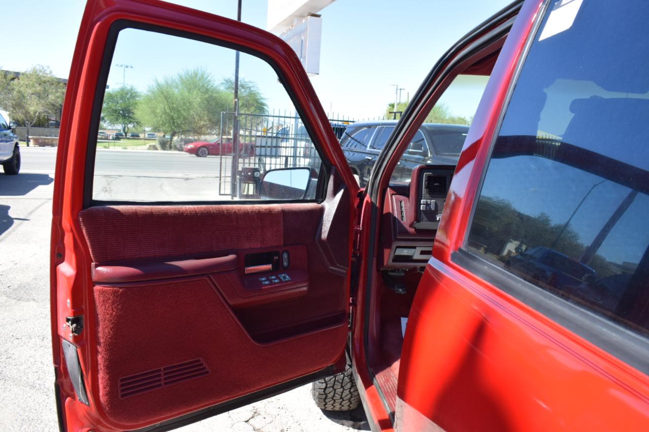 Chevrolet Suburban K2500 4WD 1994
