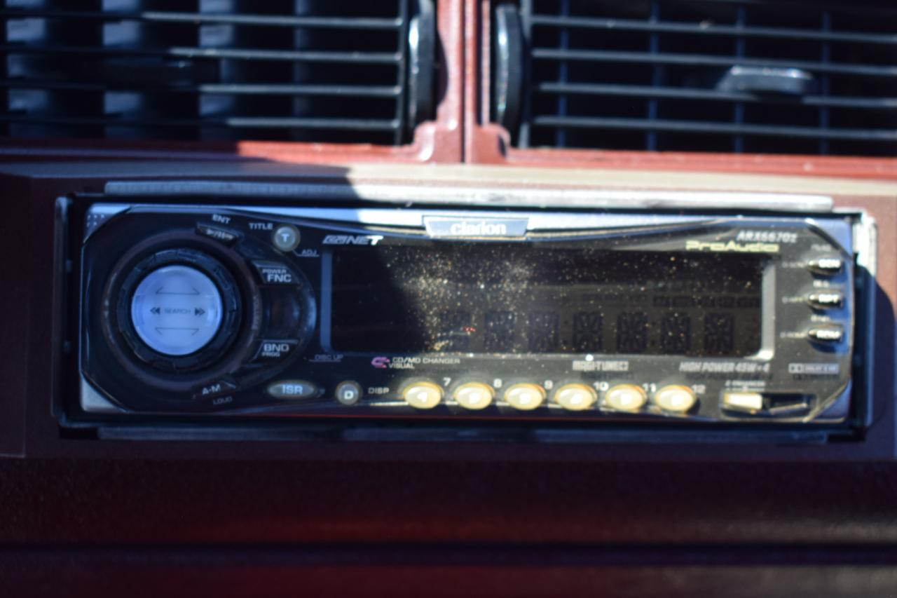 Chevrolet Suburban K2500 4WD 1994