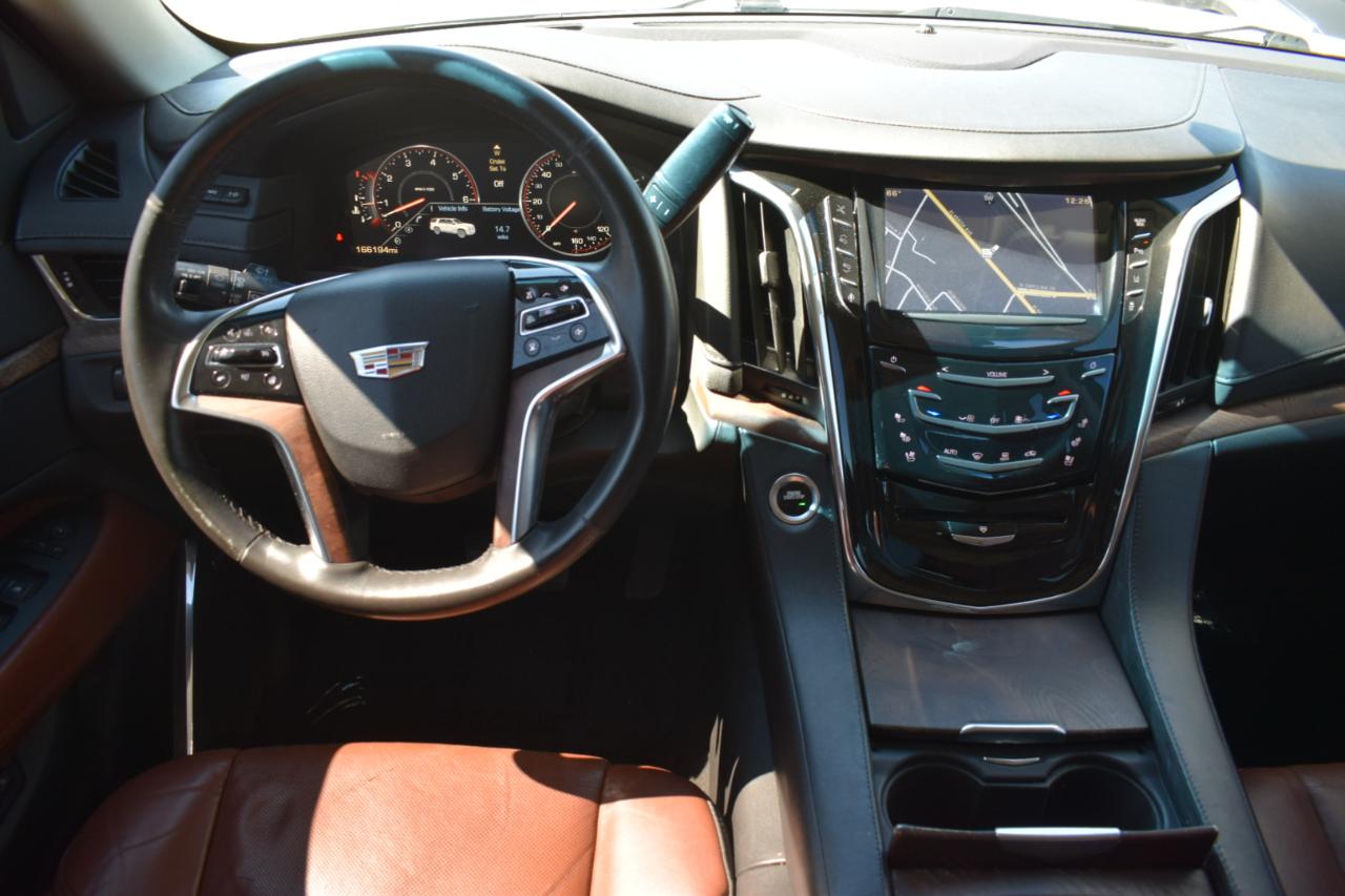 Cadillac Escalade ESV Premium 4WD 2015