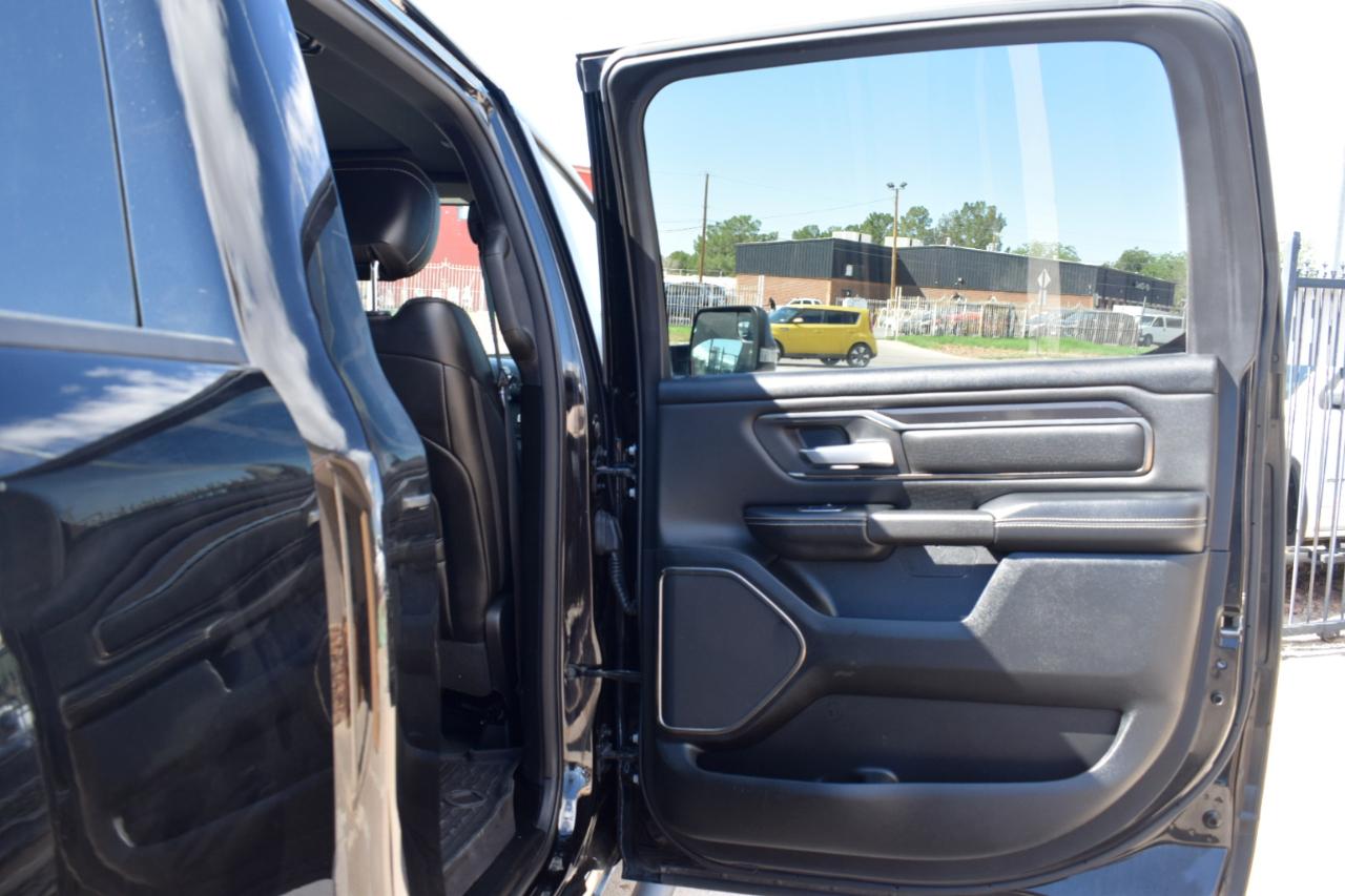 RAM 1500 Rebel Crew Cab SB 4WD 2020