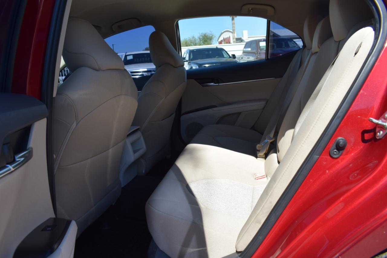 Toyota Camry LE AWD 2020