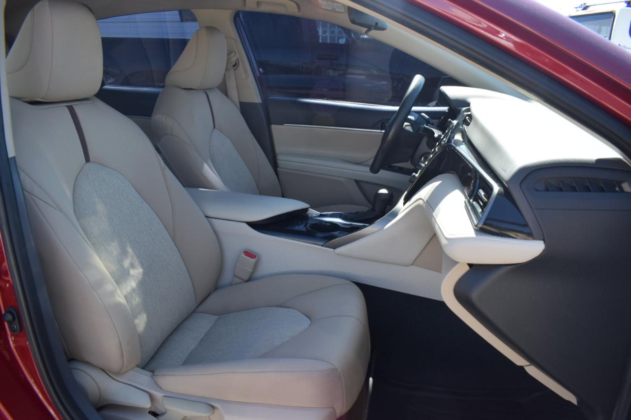 Toyota Camry LE AWD 2020