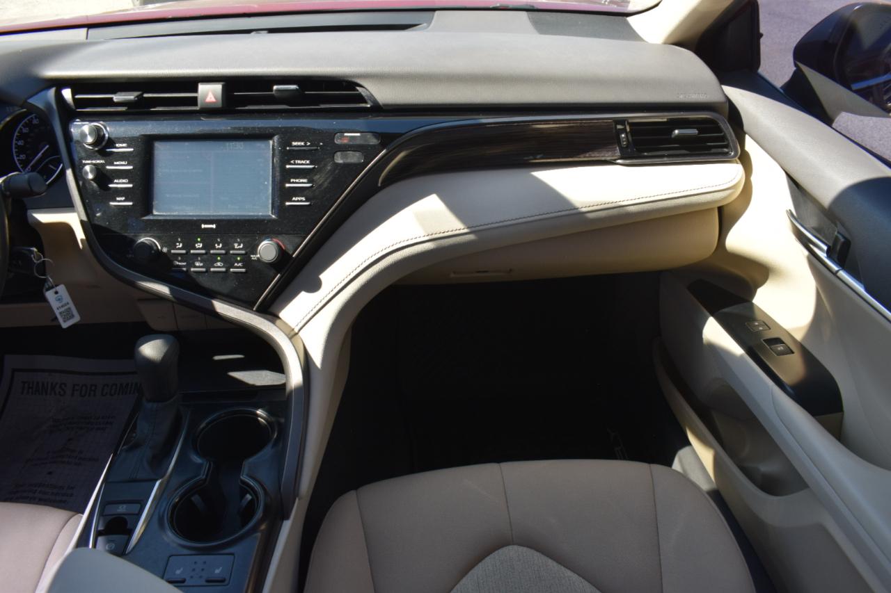 Toyota Camry LE AWD 2020