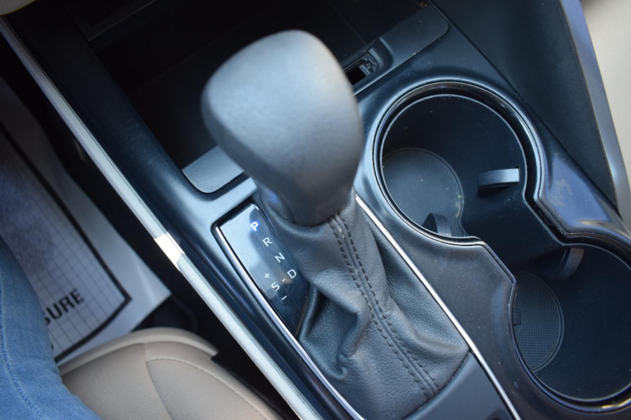 Toyota Camry LE AWD 2020