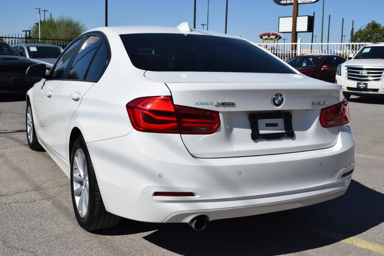 BMW 3-Series 320i xDrive Sedan 2017
