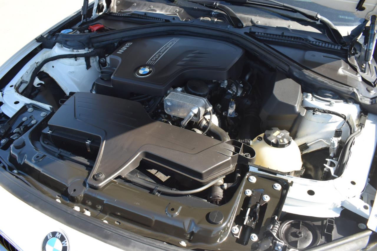 BMW 3-Series 320i xDrive Sedan 2017