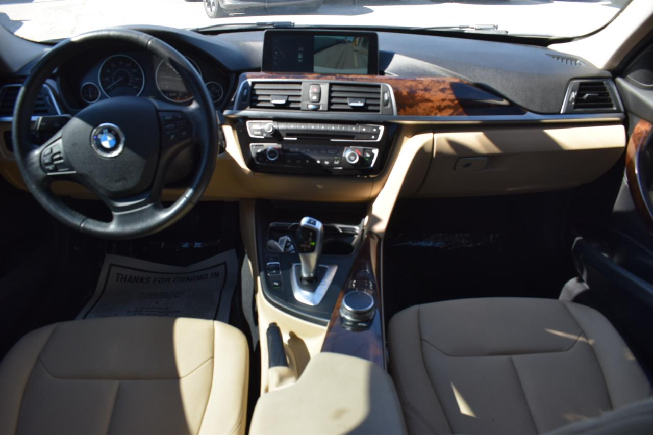 BMW 3-Series 320i xDrive Sedan 2017