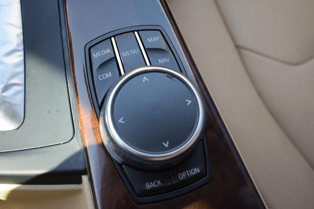 BMW 3-Series 320i xDrive Sedan 2017