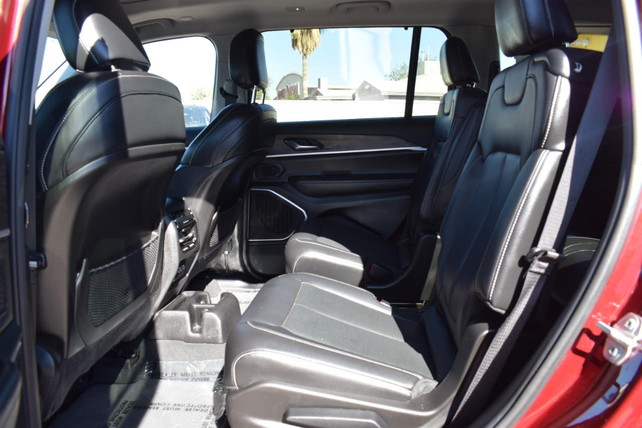 Jeep Grand Cherokee L Limited 2WD 2022