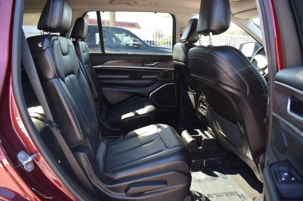 Jeep Grand Cherokee L Limited 2WD 2022